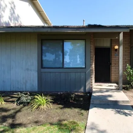 Buy this 3 bed house on 4747 North Woodrow Avenue in Fresno, CA 93726