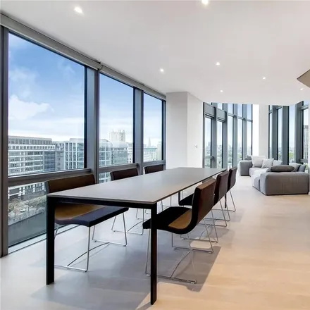 Image 1 - Marriott Executive Apartments, 22 Hertsmere Road, Canary Wharf, London, E14 4ED, United Kingdom - Apartment for rent