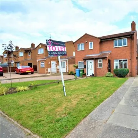 Rent this 3 bed duplex on Whitby Road in Harworth, DN11 8QH