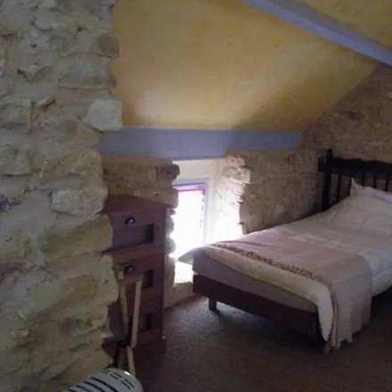 Rent this 3 bed townhouse on Le Buisson in Place de la Gare, 24480 Le Buisson-de-Cadouin