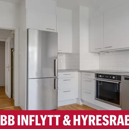 Rent this 4 bed apartment on Husqvarna Tyger & Symaskiner in Hospitalsgatan, 601 81 Norrköping