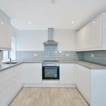 Rent this 2 bed apartment on Domino's in 758A Bath Road, London