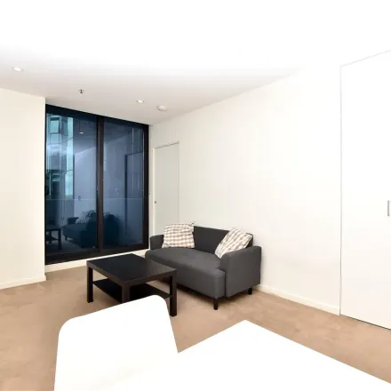 Image 2 - 8 Sutherland Street, Melbourne VIC 3000, Australia - Apartment for rent