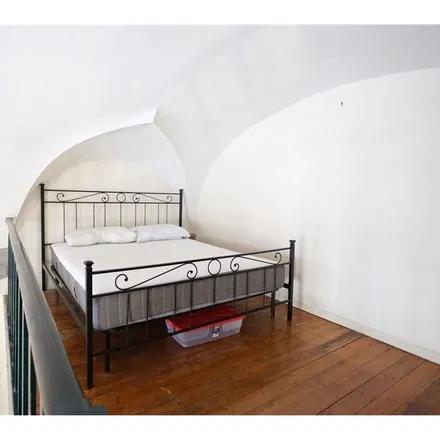 Rent this 2 bed apartment on Via dell'Oriuolo in 25/A R, 50122 Florence FI