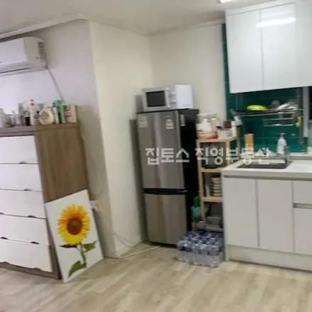 Rent this studio apartment on 서울특별시 강남구 논현동 86-3