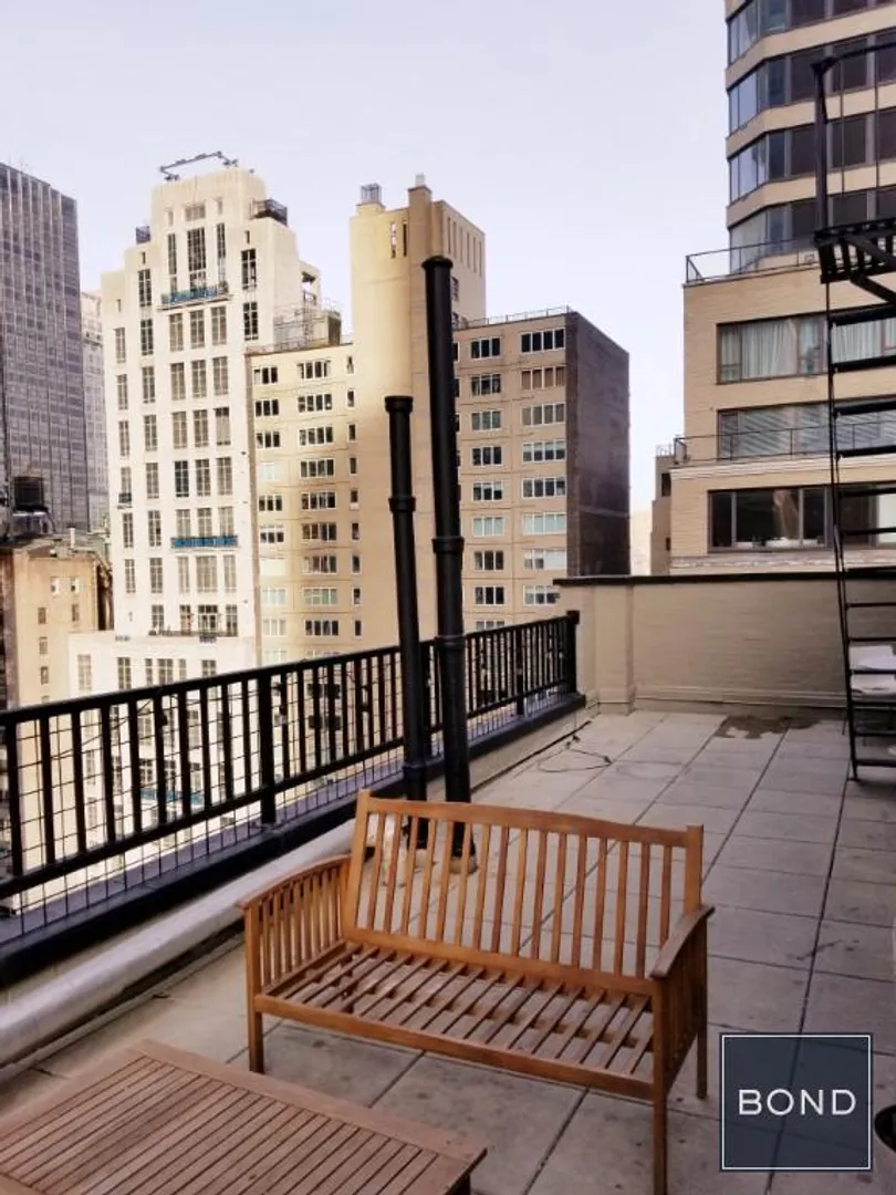 200 West 58th Street, New York, NY 10019, USA | 2 bed apartment for rent
