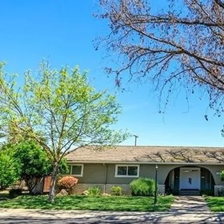 Buy this 4 bed house on 1903 Devonshire Avenue in Modesto, CA 95355