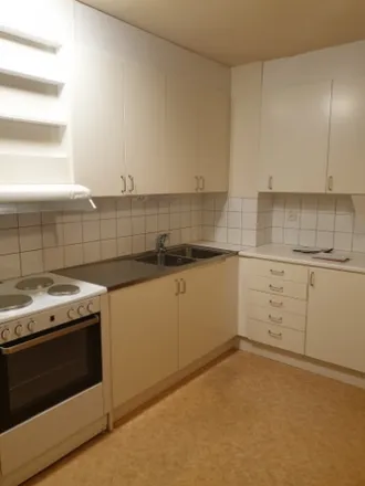 Rent this 3 bed condo on Färnebogatan 6C in 723 41 Västerås, Sweden