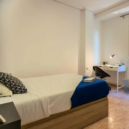 Rent this 1 bed room on Carrer de Buenos Aires in 34, 46006 Valencia