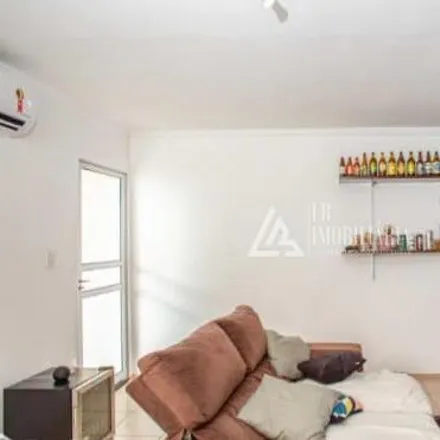 Buy this 2 bed apartment on Avenida Salinas in Bosque dos Eucaliptos, São José dos Campos - SP