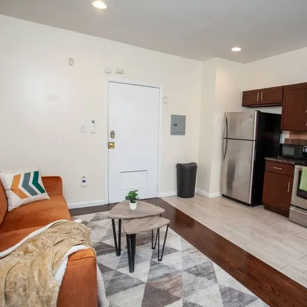 Rent this 1 bed apartment on Philadelphia