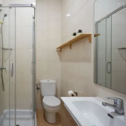 Image 9 - Carrer de Casp, 80, 08010 Barcelona, Spain - Apartment for rent