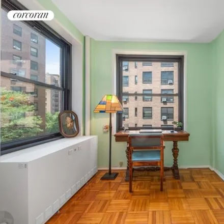 Image 3 - 193 Clinton Ave Apt 7H, Brooklyn, New York, 11205 - Apartment for sale