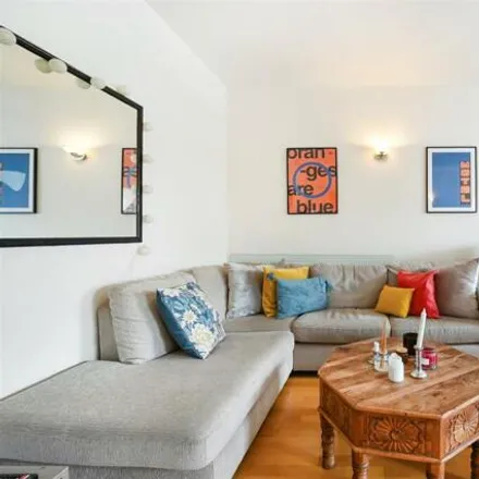 Image 4 - Kinnersley Kent Design, 5 Fitzroy Square, London, W1T 5DX, United Kingdom - Apartment for sale