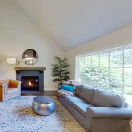 Buy this 5 bed apartment on 178 Pine Valley Road in North Shore Country Club, Lake Oswego