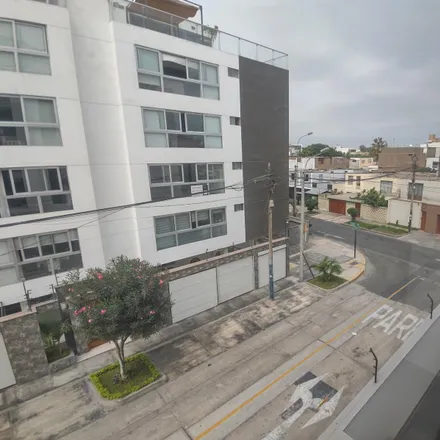Rent this 7 bed apartment on Calle Anibal Maurtua in Santiago de Surco, Lima Metropolitan Area 15039