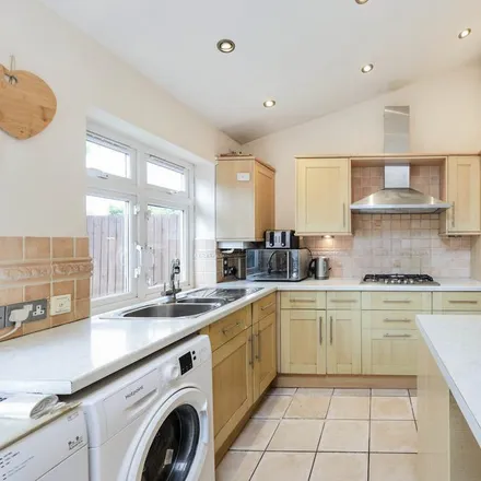Rent this 4 bed townhouse on Palace Road in London, HA4 0PW