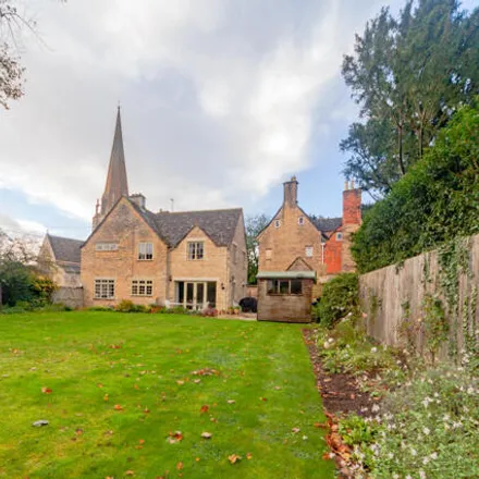 Rent this 4 bed house on St Mary the Virgin in Church View, Bampton