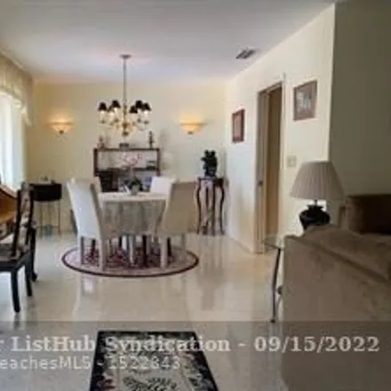 Image 4 - 6350 Northeast 21st Road, Imperial Point, Fort Lauderdale, FL 33308, USA - House for sale