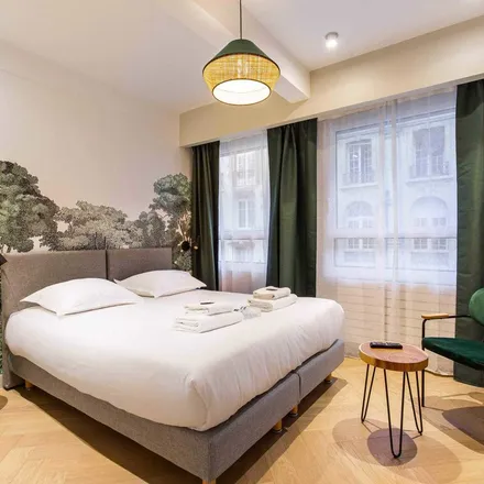 Image 1 - 15 Rue Henri Heine, 75016 Paris, France - Apartment for rent
