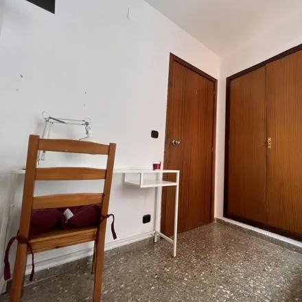 Image 2 - Carrer de Fuencaliente, 46023 Valencia, Spain - Room for rent