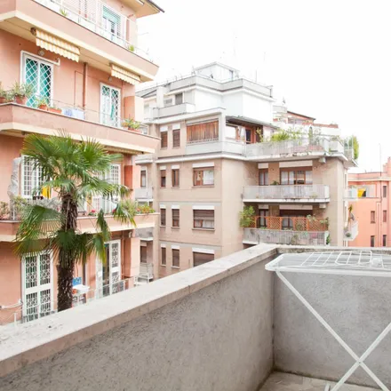 Image 2 - Via Salaria, 00199 Rome RM, Italy - Room for rent
