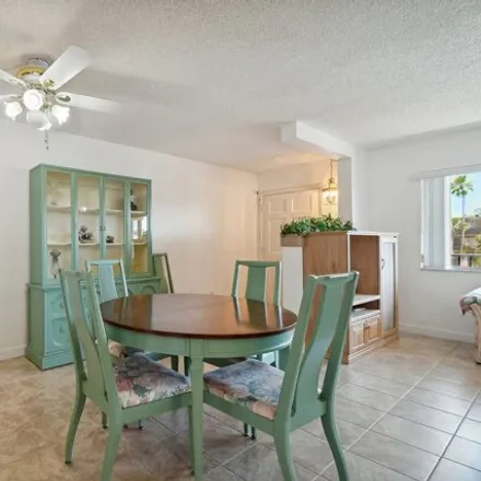 Image 3 - Publix, 2770 West Bay Drive, Belleair Bluffs, Pinellas County, FL 33770, USA - Condo for sale