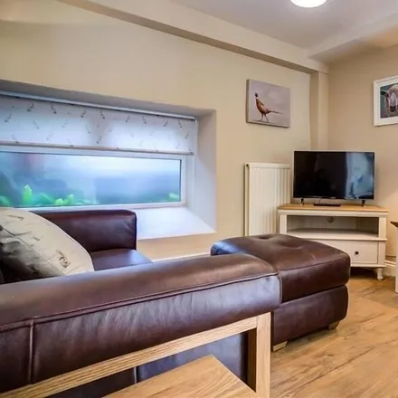 Rent this 1 bed townhouse on Burford in OX18 4RX, United Kingdom