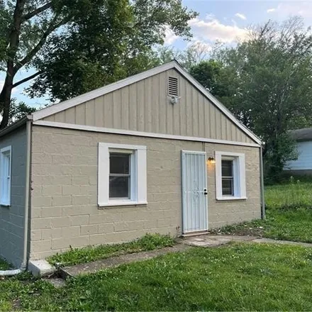 Buy this 2 bed house on 1817 East 82nd Street in Marlborough, Kansas City