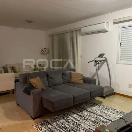 Buy this 3 bed apartment on Rua Triunfo 803 in Santa Cruz, Ribeirão Preto - SP