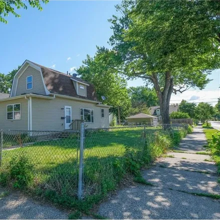 Buy this 3 bed house on 424 Newton Avenue North in Minneapolis, MN 55405