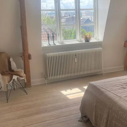 Rent this 3 bed condo on Horsens in Banegårdsgade, 8700 Horsens