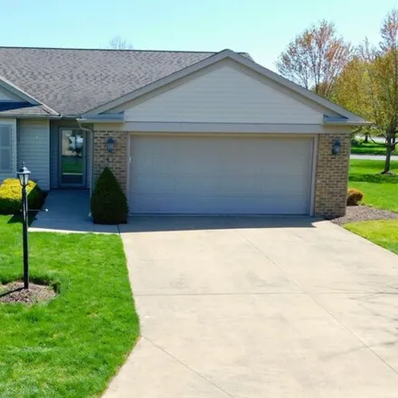 Buy this 3 bed condo on 1 Deer Track Trail in Norwalk, OH 44857