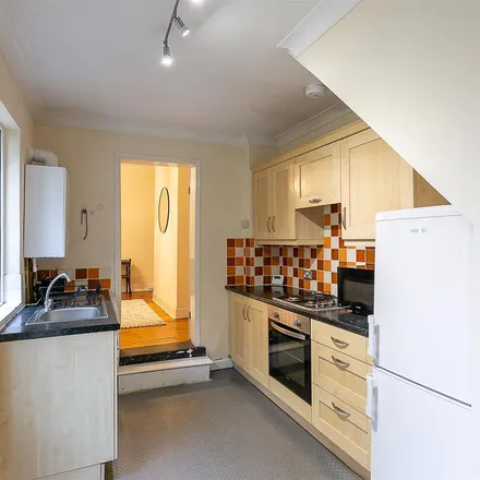 Image 3 - 8, 10 Claremont Road, Newcastle upon Tyne, NE2 4AD, United Kingdom - Apartment for rent