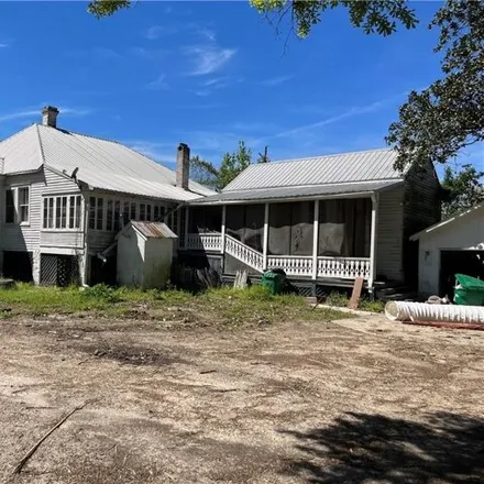 Buy this 3 bed house on 1044 East 5th Street in LaPlace, LA 70068