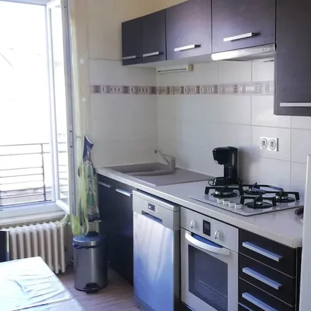 Image 4 - 35400 Saint-Malo, France - Apartment for rent
