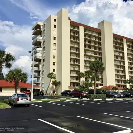 Buy this 2 bed condo on 4236 FL A1A in Saint Lucie County, FL 34949