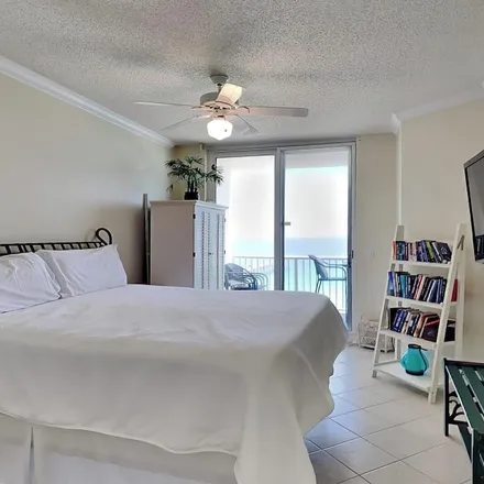 Rent this 2 bed condo on Navarre in FL, 32566