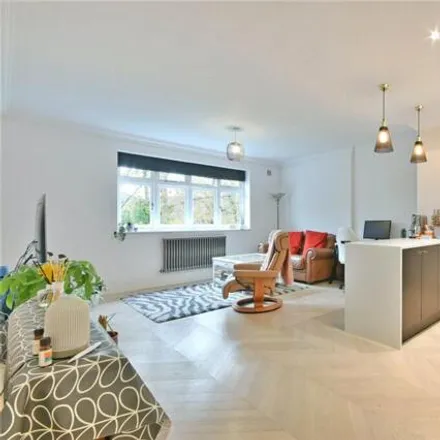 Buy this 2 bed apartment on 114 Chatsworth Road in London, NW2 5QZ