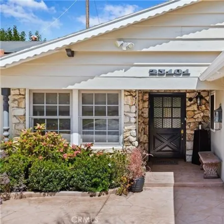 Image 3 - 23069 Gainford Street, Los Angeles, CA 91364, USA - House for sale