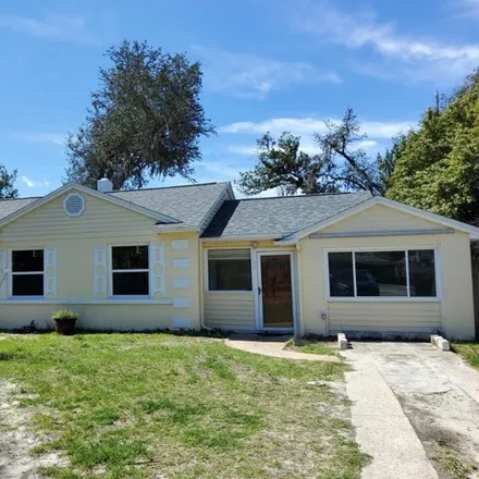 Rent this 3 bed house on 427 South Mac Arthur Avenue in Cove, Panama City