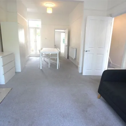Image 9 - Beechfield Road, Catford Hill, London, SE6 4PJ, United Kingdom - Apartment for rent