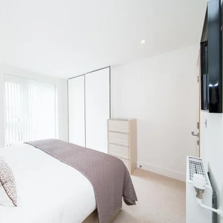 Image 6 - Arrandene Apartments, Silverworks Close, London, NW9 0DW, United Kingdom - Room for rent