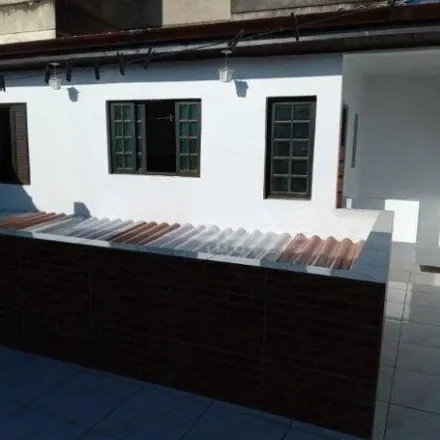 Buy this 3 bed house on Rua Caiubi in Jardim Stella, Santo André - SP