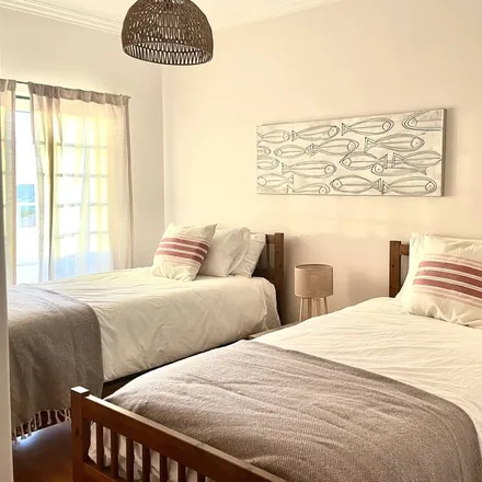 Rent this 3 bed apartment on Sintra (Santa Maria e São Miguel in São Martinho e São Pedro de Penaferrim), Sintra