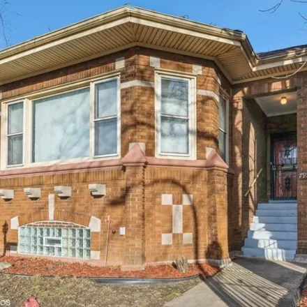 Buy this 3 bed house on 7955 South Chappel Avenue in Chicago, IL 60617