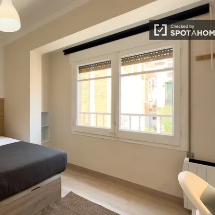 Rent this 6 bed room on Carrer del Repartidor in 3, 5