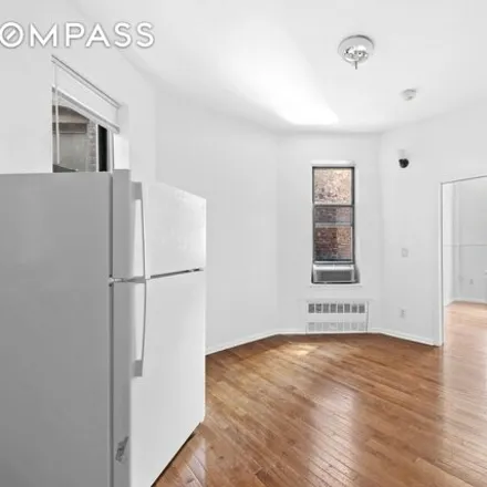 Image 4 - 10-12 W 107th St Unit 4c, New York, 10025 - Apartment for rent