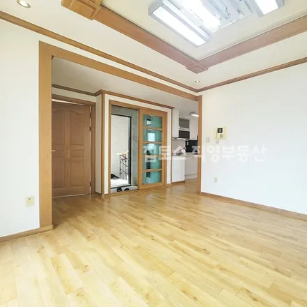 Image 2 - 서울특별시 송파구 잠실동 300-19 - Apartment for rent