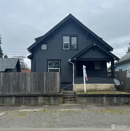 Buy this 4 bed house on 901 East Division Lane in Tacoma, WA 98404